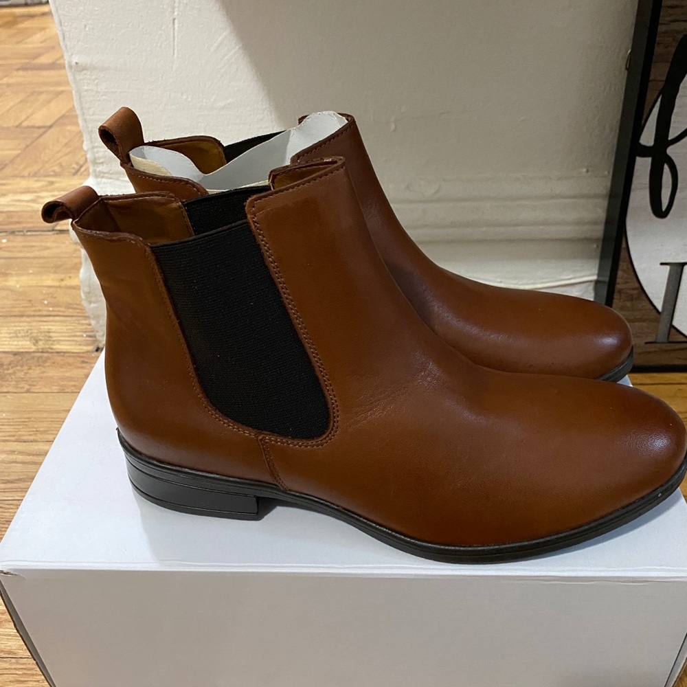ALDO SHOES WOMENS CHELSEA BOOTS SZ 8 BRAND NEW